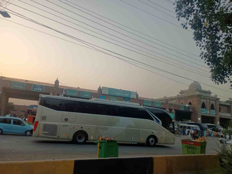 city bus ternimal faisalabad