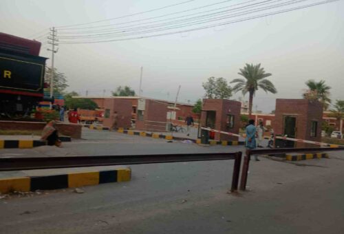 faisalabad Railway Station outside