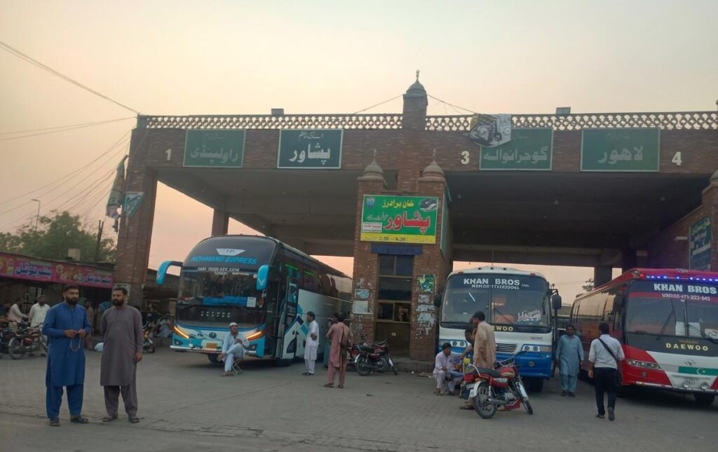 Lahore stand City Terminal Faisalabad
