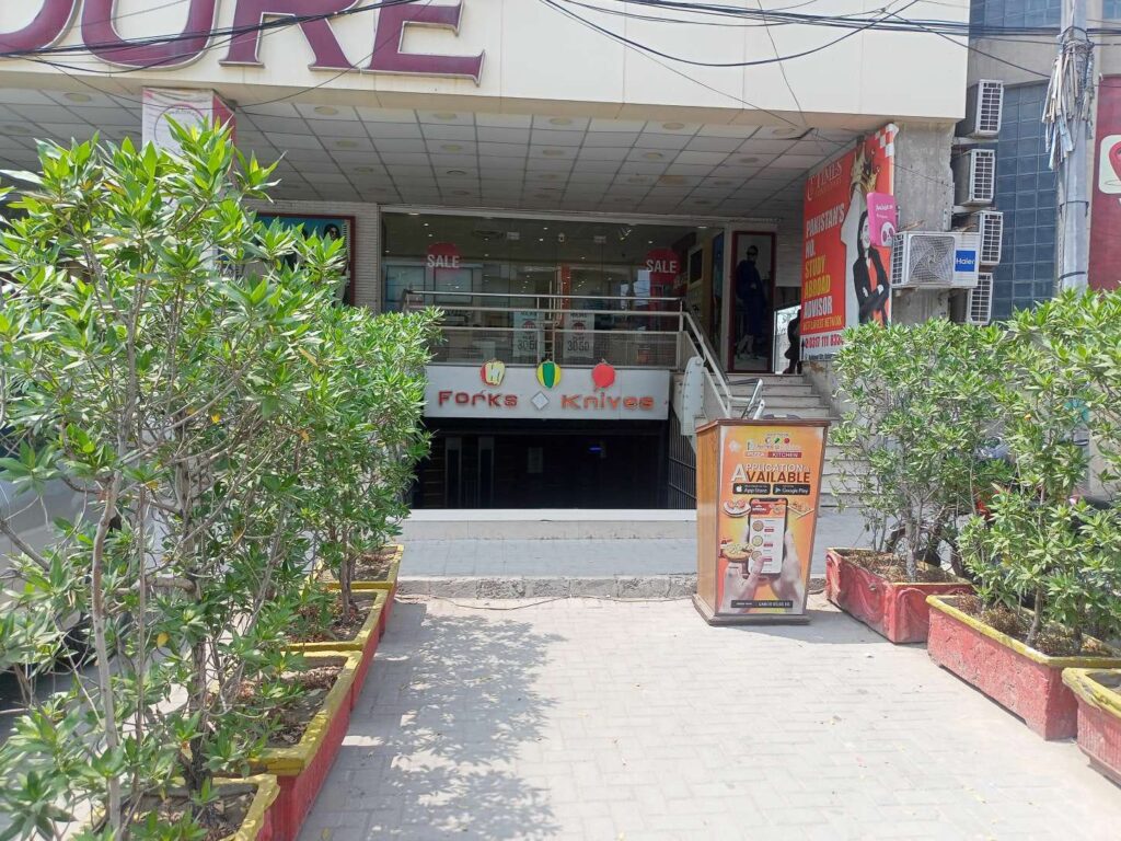 Forks & Knives Kohinoor faisalabad