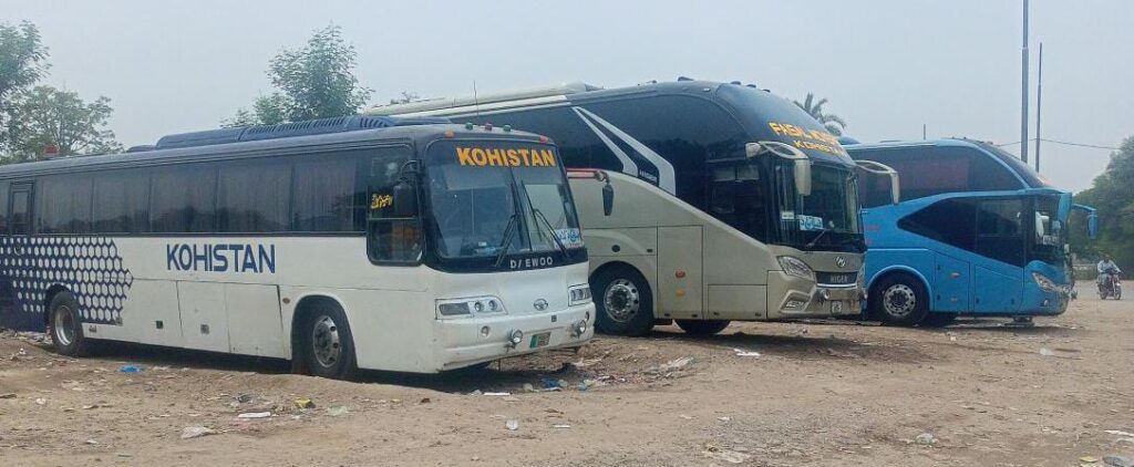 beautiful buses in paksitan 3